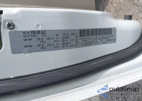 2018 Dodge Grand Caravan Sxt из США, поврежденный, VIN 2C4RDGCG3JR325827